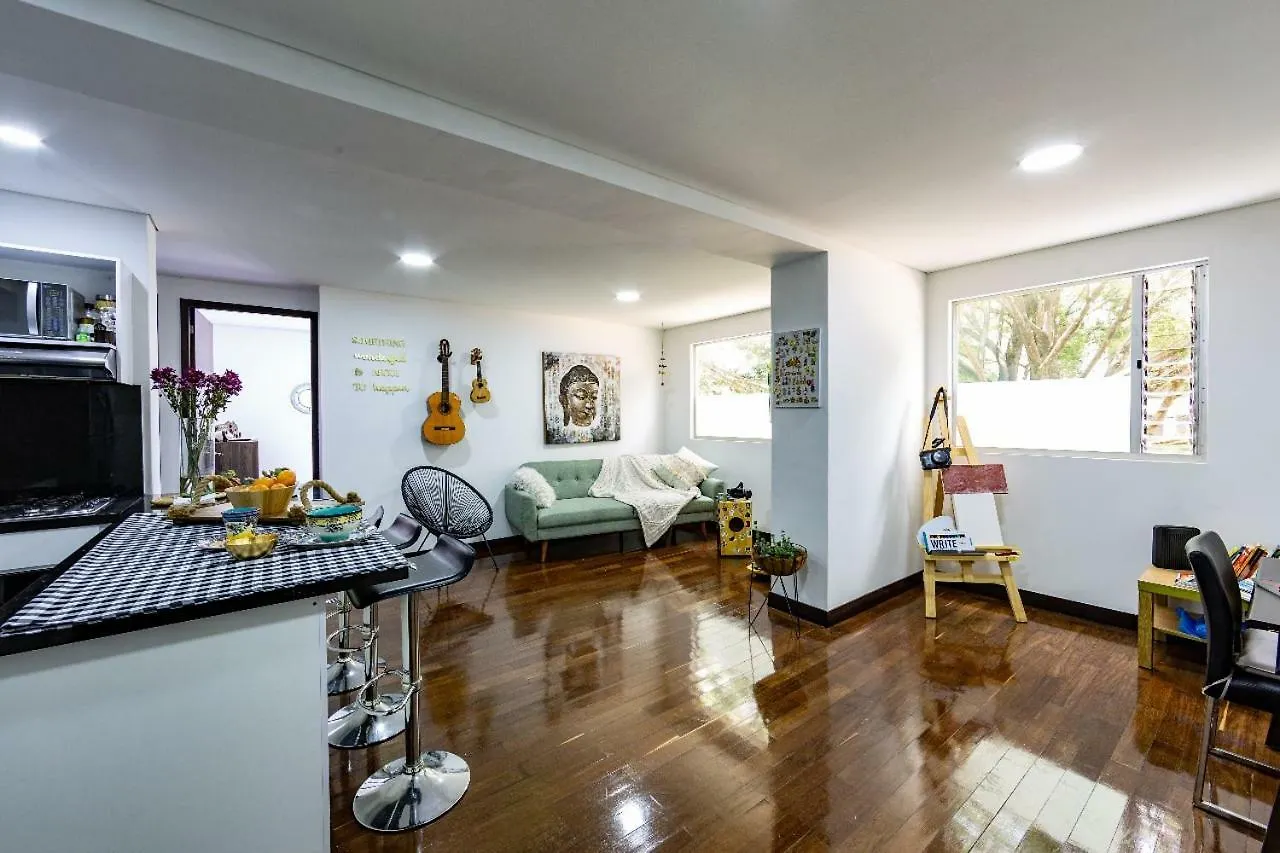 Life Medellin Apartamento