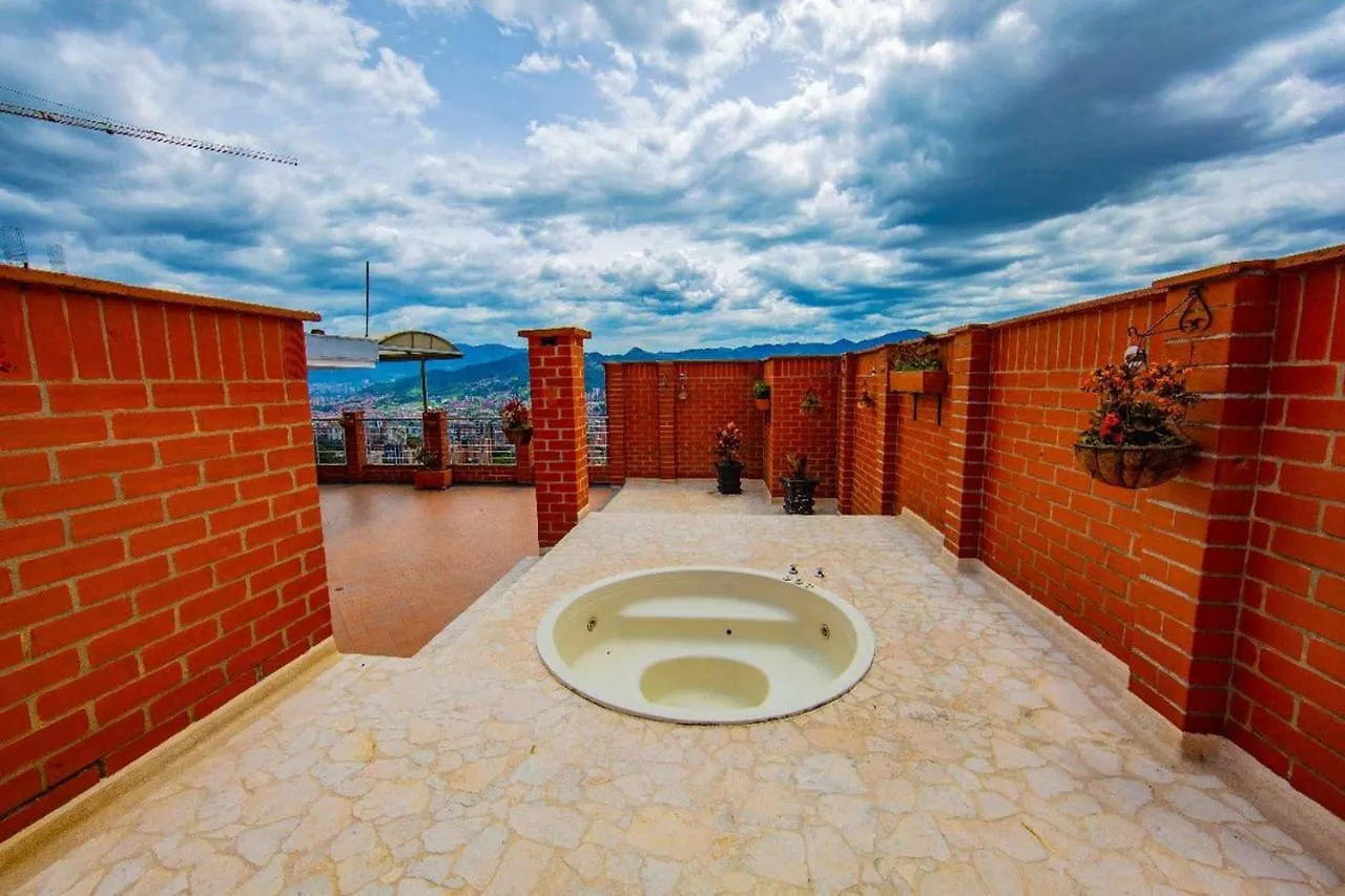 Life Medellin Apartamento 0*,  Colombia